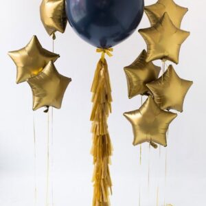 Giant black and gold bouquet