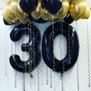 20 Pcs Ceiling Balloons setup